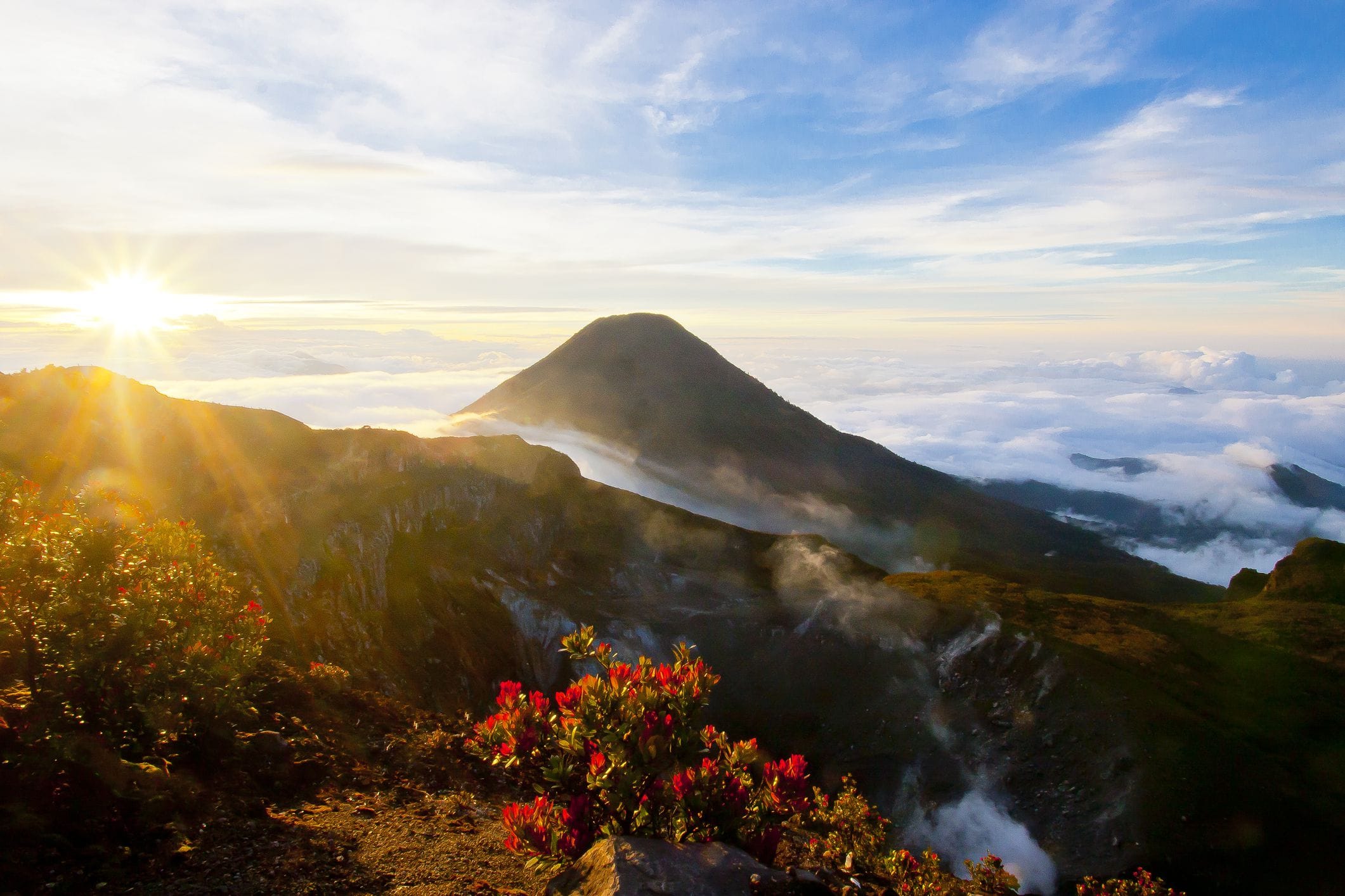 gunung terindah di Indonesia 5